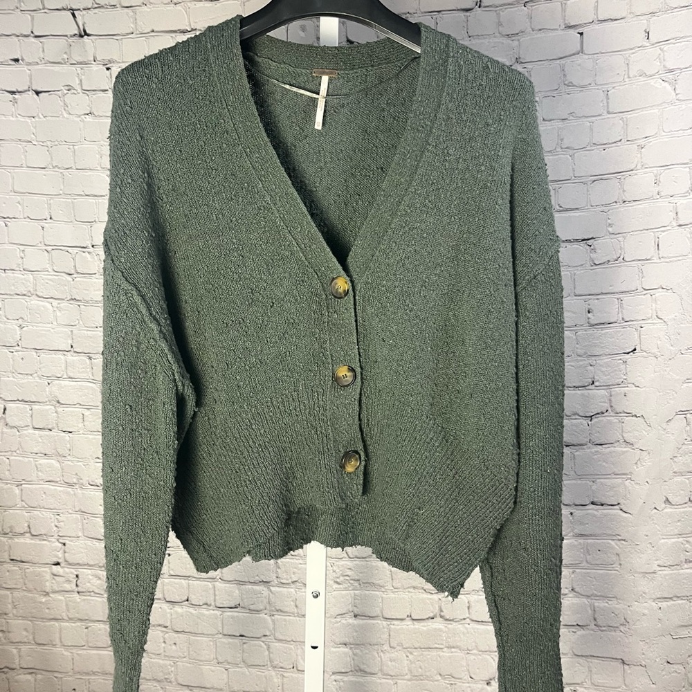 FREE PEOPLE Olive Green V-Neck Button-Front Women's Cardigan Sweater